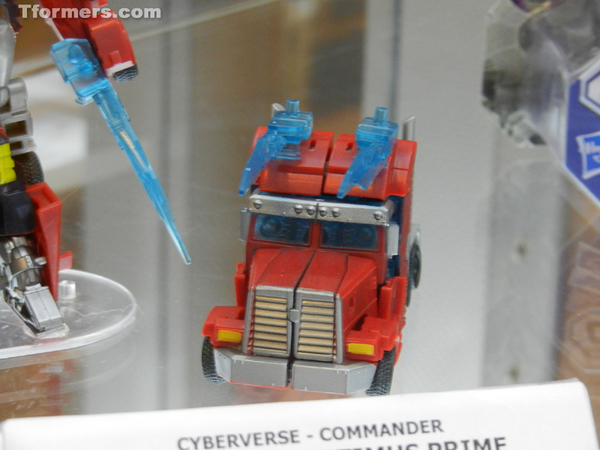 Trasnformers Prime Cyberverse Commander Nightwatch Optimus Prime  (100 of 103)